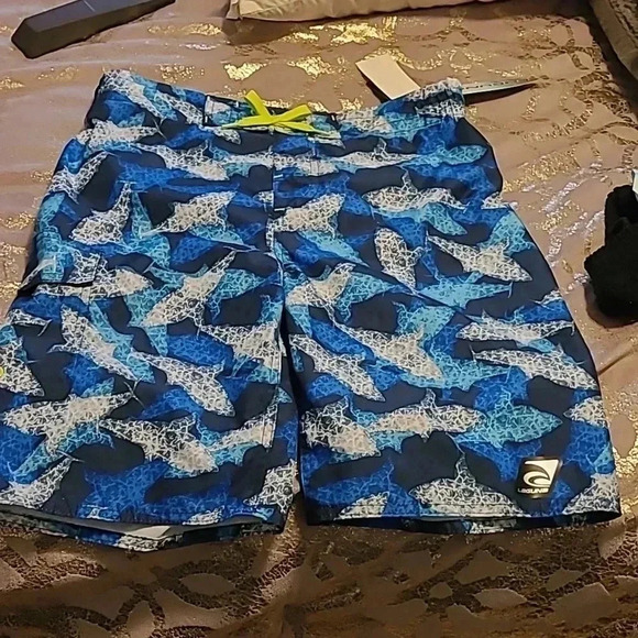 BOYS LAGUANA SWIM TRUNKS - Picture 2 of 4